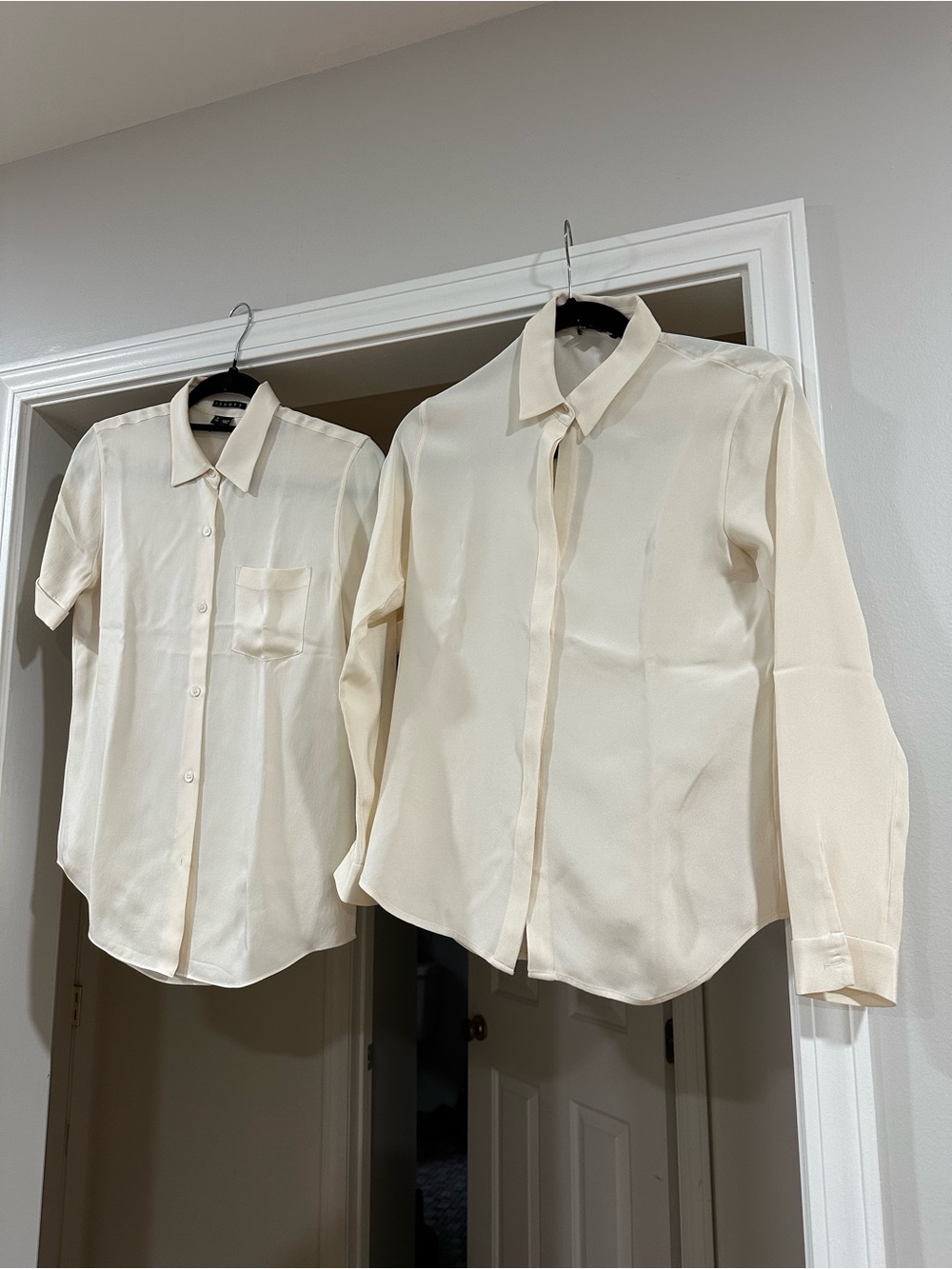 Theory women's Cream Button-Up Shirt - Classic Collared Style